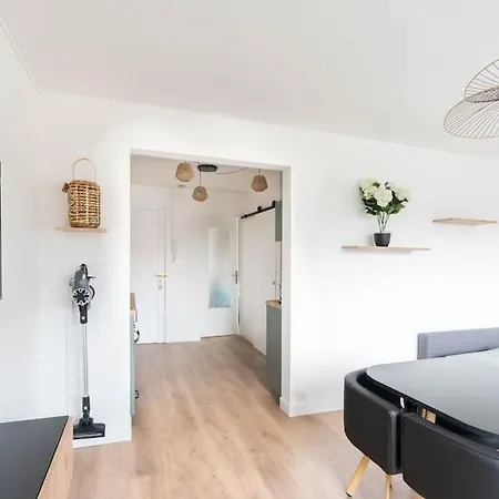 T2 Parking Gratuit 2 Balcons Lägenhet *