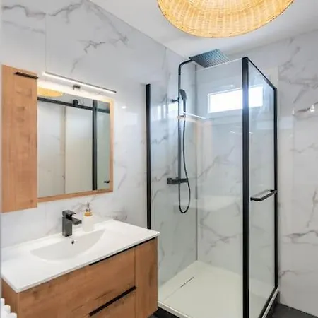 T2 Parking Gratuit 2 Balcons *