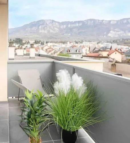 T2 Parking Gratuit 2 Balcons *