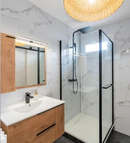 T2 Parking Gratuit 2 Balcons *